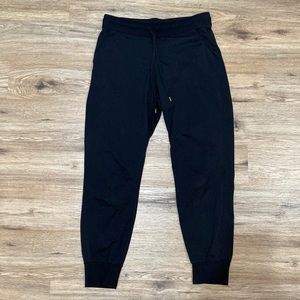 Athleta Women's Farallon Jogger Black Pants Size Medium